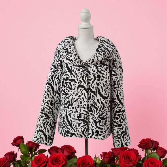 Saint Tropez West Jackets & Blazers - Saint Tropez West‎ Monochrome Patterned Jacket SIZE LARGE BLK. AND WHITE VGC